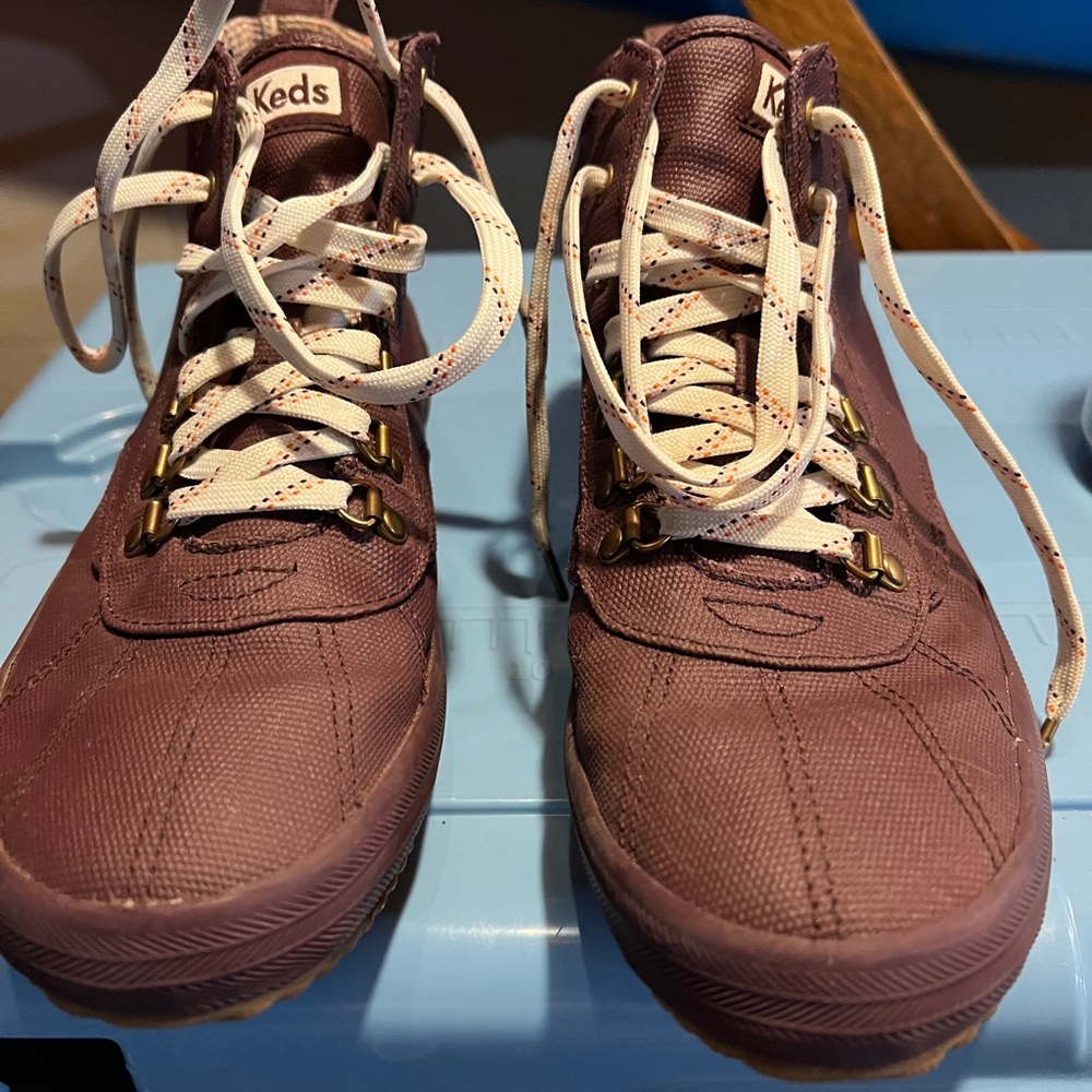 Keds Thinsulate Rain Boots Size 9 like new